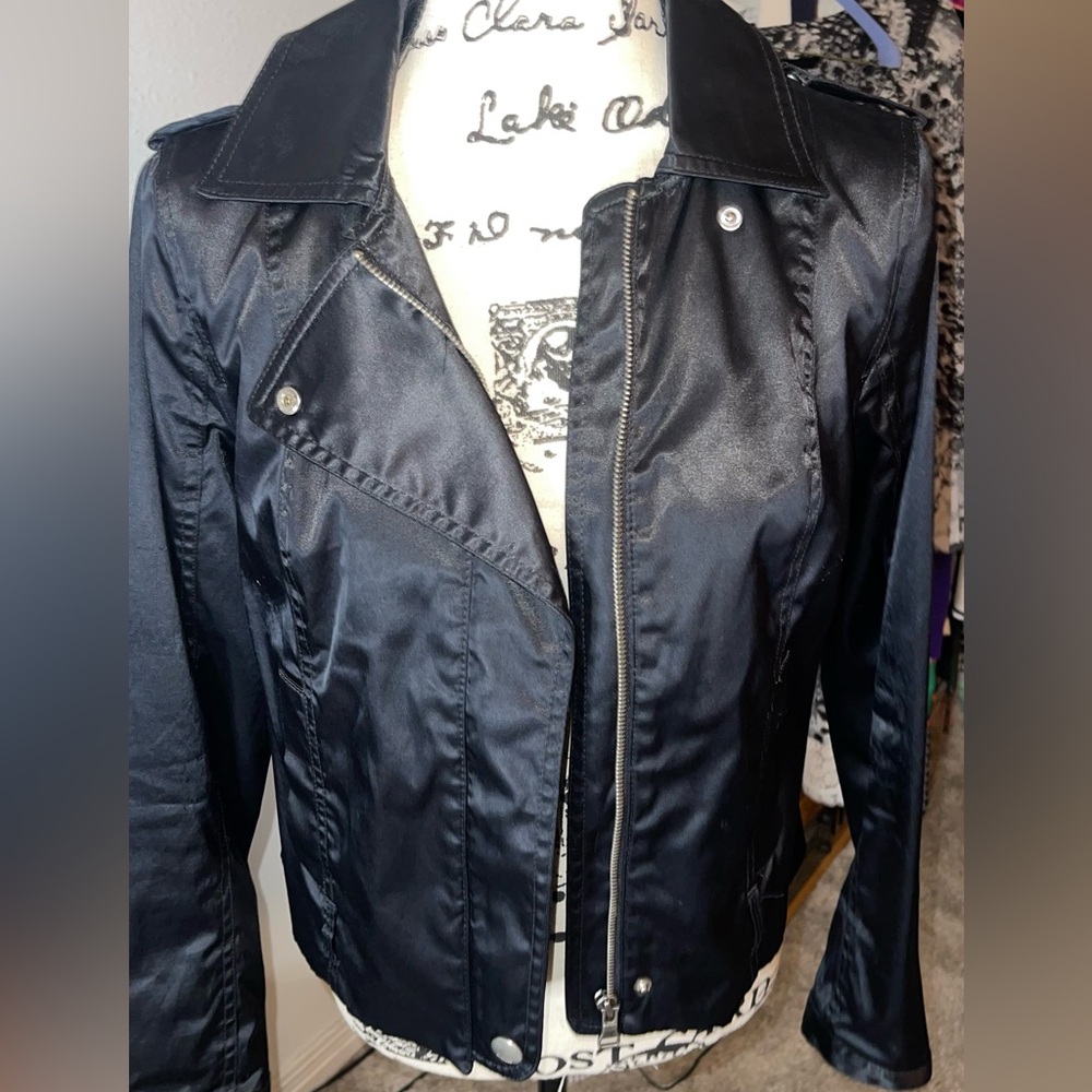 Express Design Studio Women's Black Jacket size 10 zipper closure with pockets - Picture 3 of 16